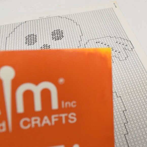 Mary Maxim Ghost Pumpkin 47069 Halloween Needlepoint Patten Only Incomplete VTG - Picture 5 of 5